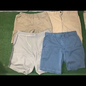 Men’s Shorts Lot Set Of 4 Uniqlo GAP Old Navy